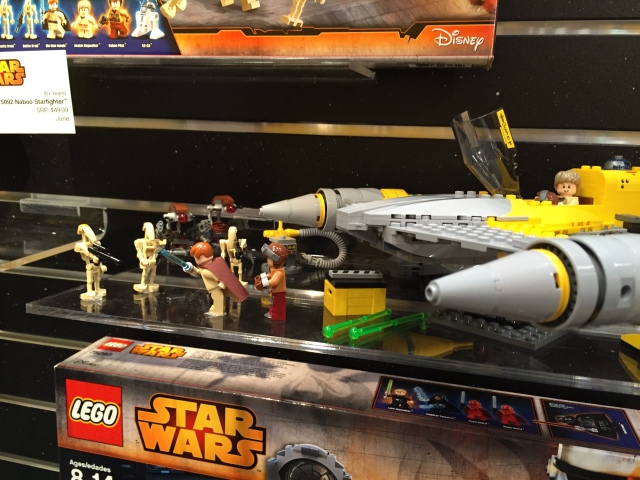 2015 Toy Fair LEGO Star Wars Summer 2015 Naboo Starfighter Set