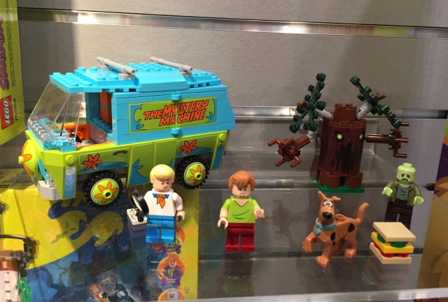 LEGO Scooby-Doo Mystery Machine Summer 2015 Set 75902