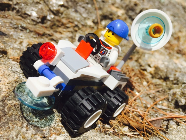 Space Rover from Summer 2015 LEGO Space Starter Set