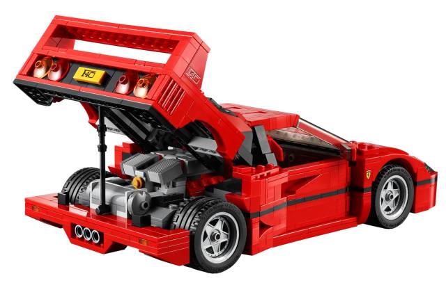 Rear Engine Compartment LEGO Ferrari F40 2015 Set