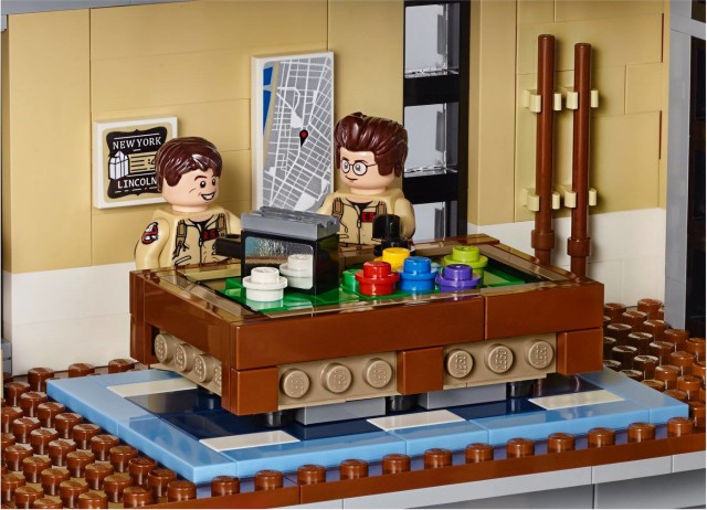 Billiards Table in Ghostbusters LEGO 75827 Headquarters