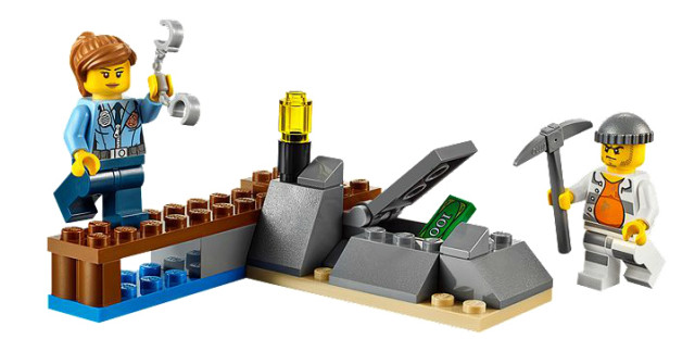 LEGO Winter 2016 Sets Prison Island Starter Set Pier with Stash