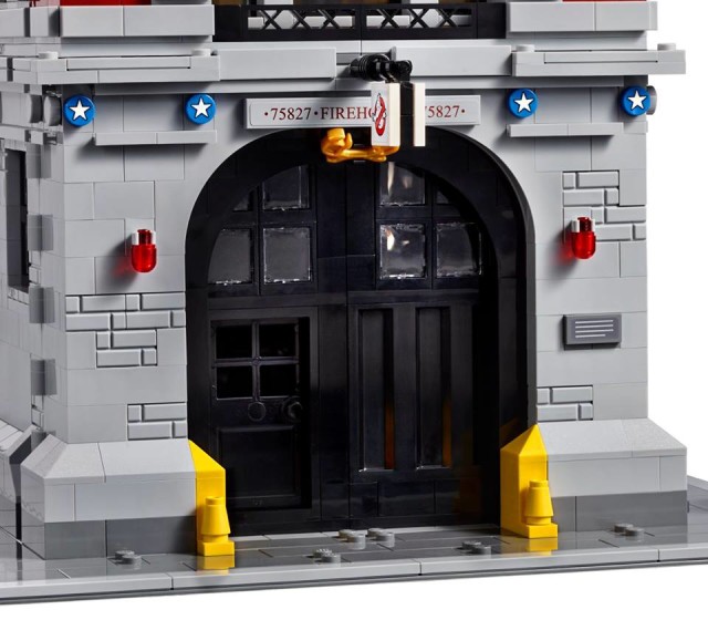 Opening Front Door on Ghostbusters Firehouse for ECTO-1 Car