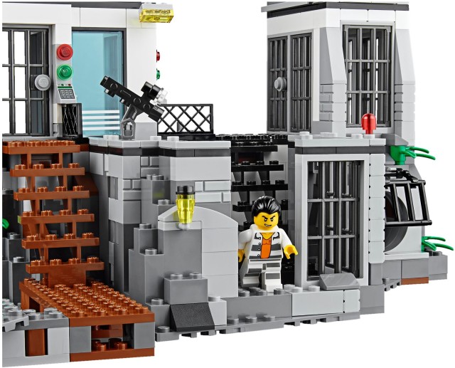 Prisoner Escaping from 60130 LEGO City Prison Island Set